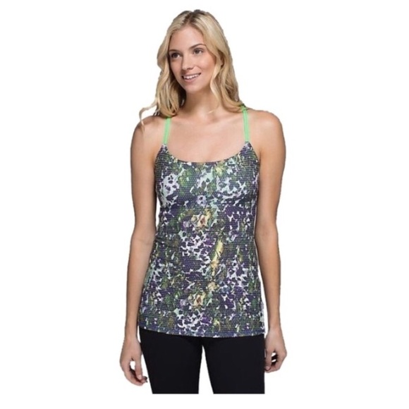 NWT LULULEMON TANK SIZE 2 - Picture 3 of 7